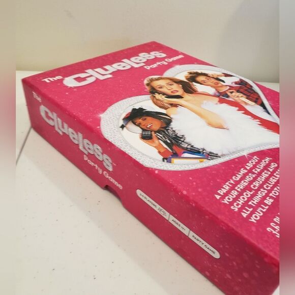 NIB Clueless Party Game - Picture 2 of 3